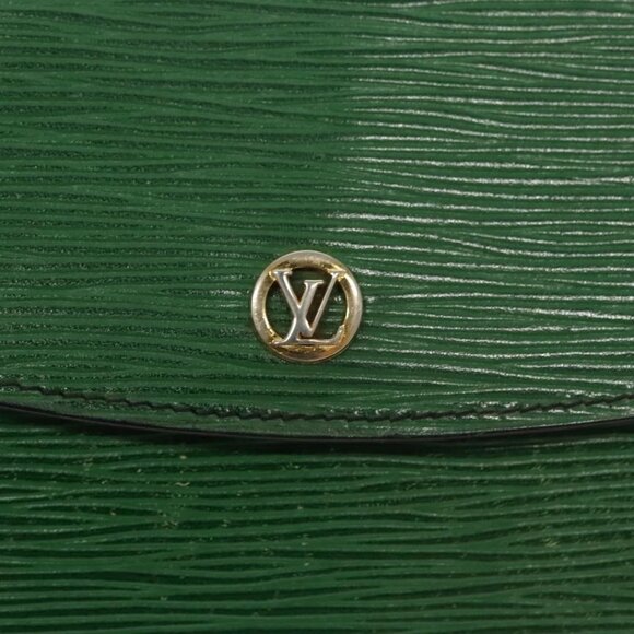 LOUIS VUITTON Epi Montaigne 23 Clutch Bag Green - Picture 11 of 16